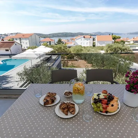 Dora Apartament Okrug Gornji