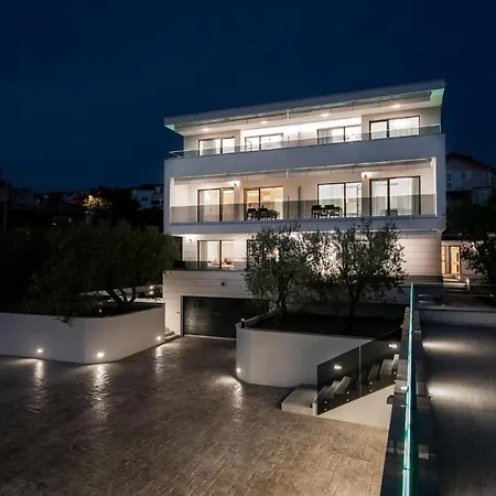 Dora Apartament Okrug Gornji