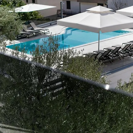Dora Apartament