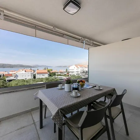 Apartament Dora Okrug Gornji