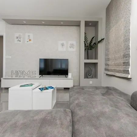 Dora Apartament